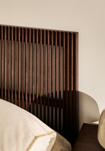 KAVE HOME Beyla sengegavl - valn�ddefarvet asketr� (til 90 cm seng)