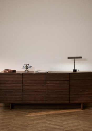 KAVE HOME Norlen sk�nk, m. 4 l�ger, 4 hylder og 2 skuffer - valn�ddefiner