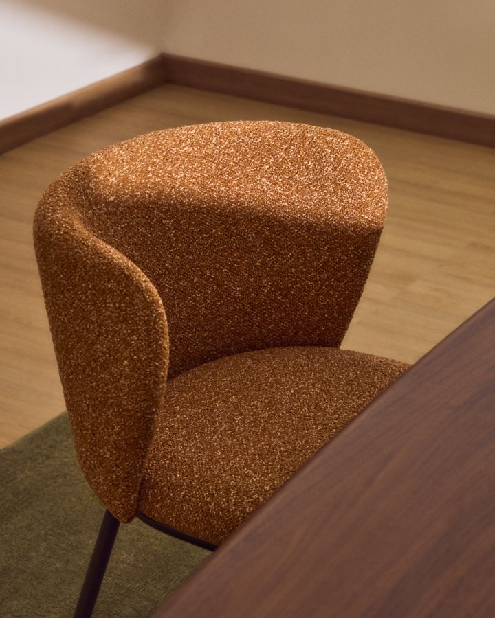 KAVE HOME Ciselia spisebordsstol - terrakotta chenille stof og sort st�l