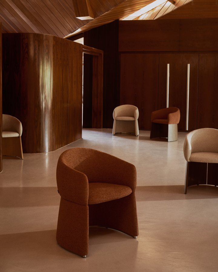 KAVE HOME Bosca spisebordsstol, m. arml�n - terracotta chenille stof