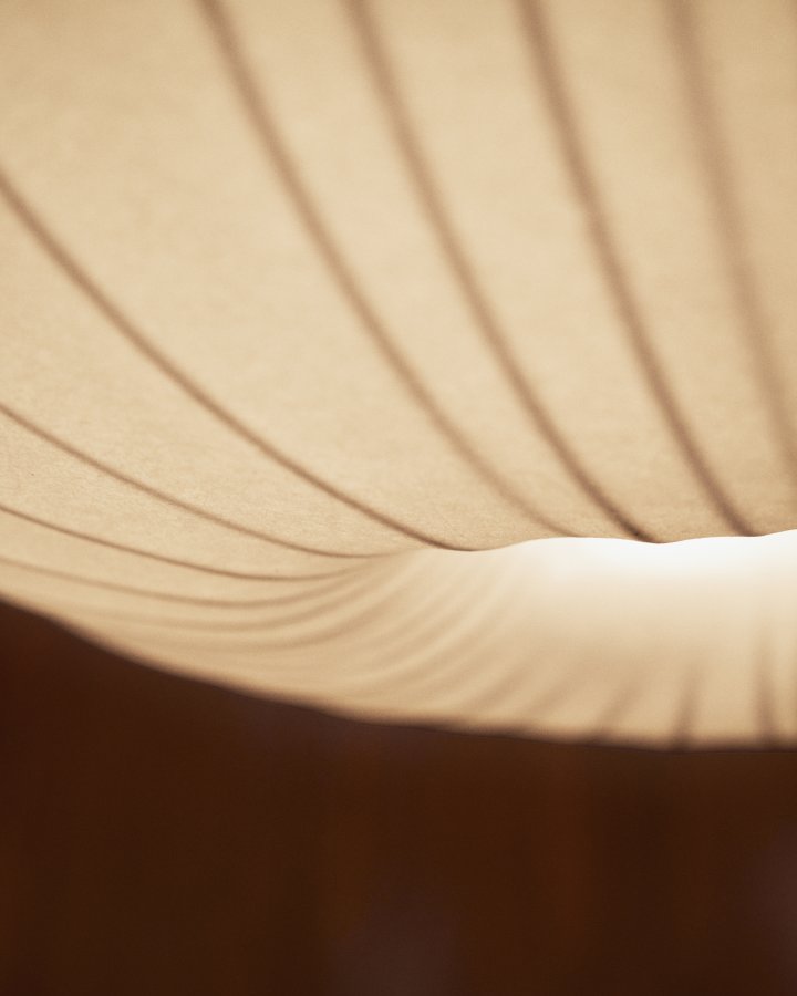 KAVE HOME Somar loftlampe - hvid syntetiske fibre og st�lst�nger (�51)