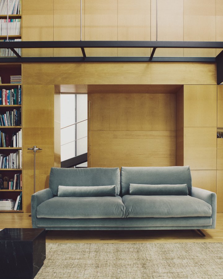 KAVE HOME Veliro 3 pers. sofa - gr�n fl�jl stof og sort st�l (240cm)