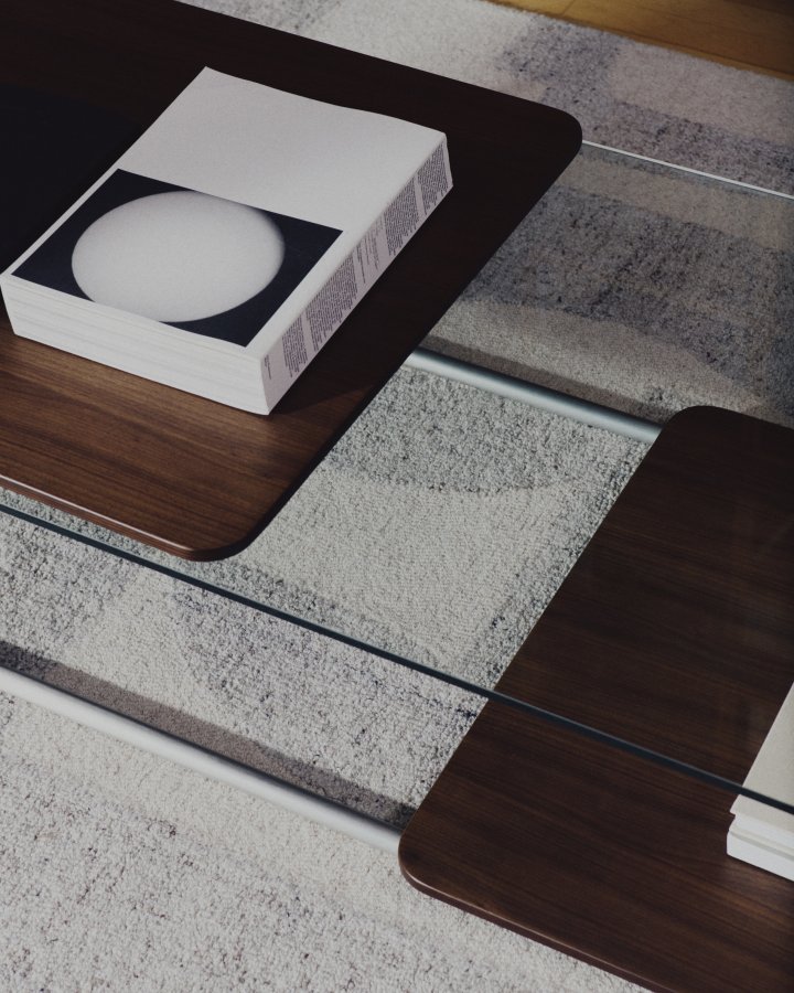 KAVE HOME Tarsel sofabord - h�rdet glas, bakke i valn�ddefiner og b�rstet rustfrit st�l (140x60)