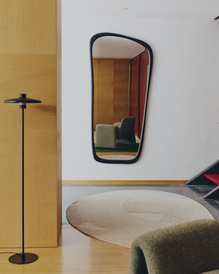 KAVE HOME Alura v�gspejl, organisk - spejlglas og sort teaktr� (192x94,5)