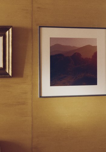 KAVE HOME Zavira billede, kvadratisk - multifarvet fotografi af La Garrotxa-landskabet (58x58)