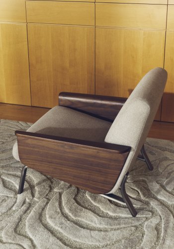 KAVE HOME Amsen l�nestol, m. arml�n - lysebrun chenille, valn�ddekrydsfiner, b�rstet rustfrit st�l