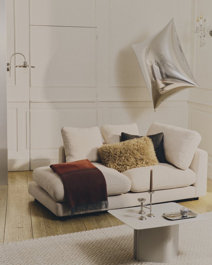 KAVE HOME Nuvira v�glampe - lysegr�t b�rstet metal