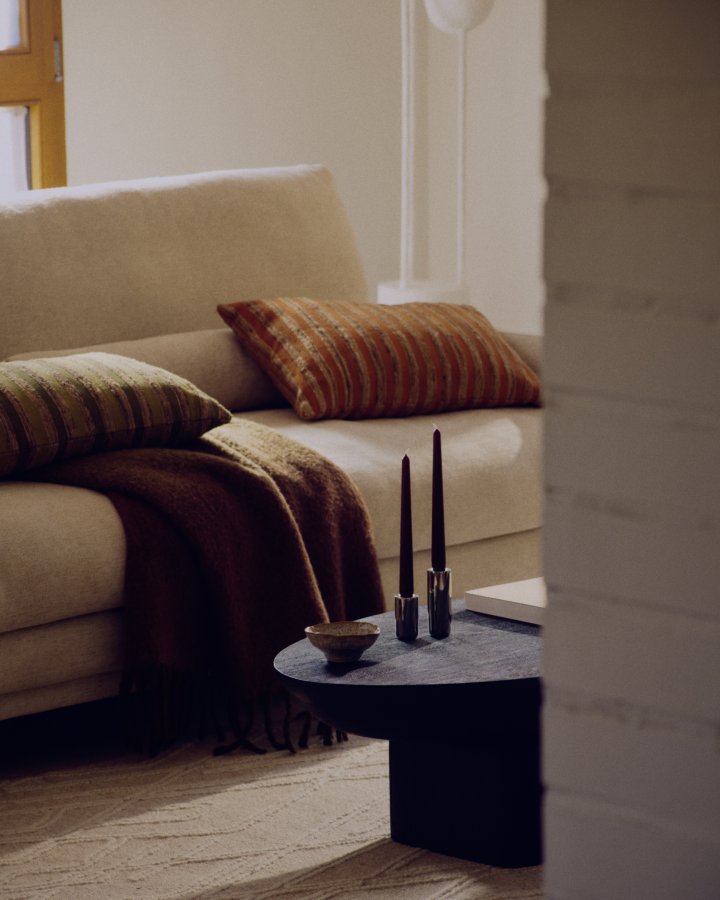 KAVE HOME Ovak sofabord, oval - sort akacietr� (140x70)