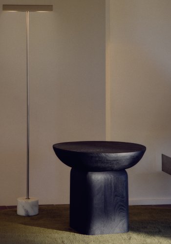 KAVE HOME Lynor gulvlampe - b�rstet metal og hvid marmor