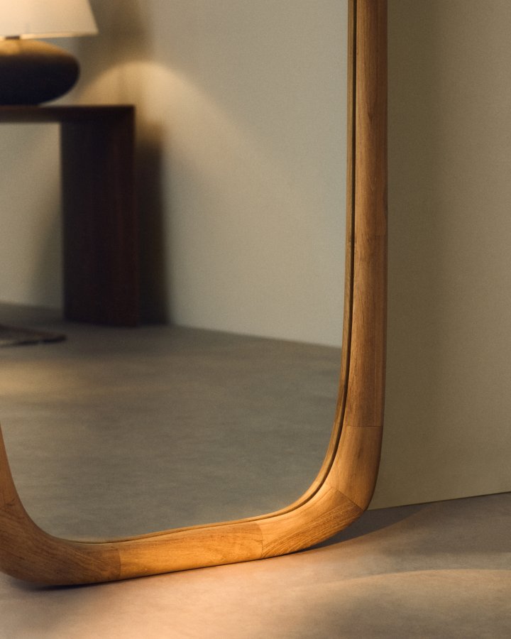 KAVE HOME Alura gulvpejl, organisk - spejlglas og natur teaktr� (158x61)