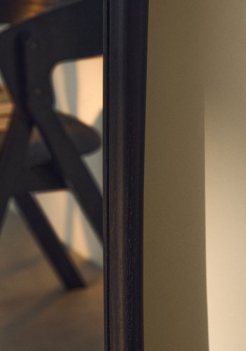 KAVE HOME Alura gulvspejl, organisk - spejlglas og sort teaktr� (158x61)