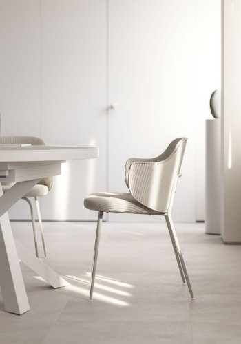 KAVE HOME Yunia spisebordstol, med armlener - beige flyel og beige stl