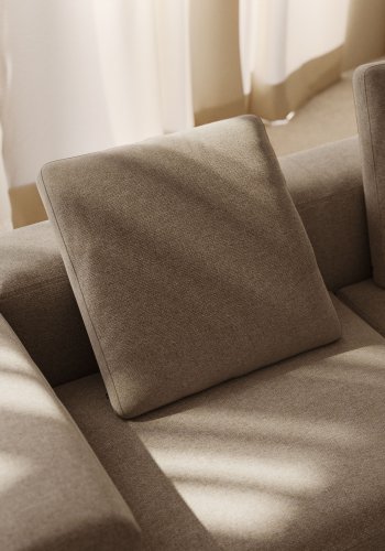 KAVE HOME Blokkpute i beige, 60 x 60 cm