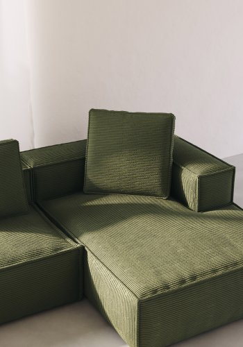 KAVE HOME Blok 3-manns sofa, med hyre sjeselong - grnn kordflyel (300 cm)