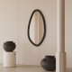KAVE HOME Magrit veggspeil, asymmetrisk - speilglass og svart mungurtre (110x60)