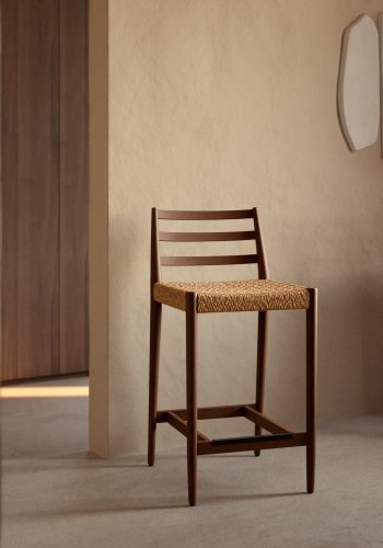 KAVE HOME Analy barstol, m. rygl�n og fodst�tte - natur papirsnor og valn�ddefarvet egetr� (70cm)