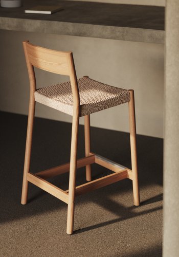 KAVE HOME Yalia utendrs barkrakk, med ryggsttte og fotsttte - tau og naturlig eik (65cm)