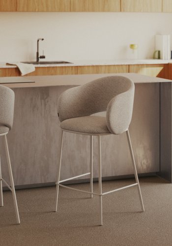 KAVE HOME Maina krakk i beige chenille og stlben i beige utfrelse, FSC Mix Credit, 65 cm