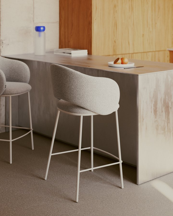 KAVE HOME Maina krakk i tykk beige chenille og stlben i beige utfrelse, FSC Mix Credit, 65 c