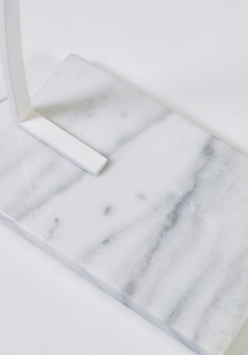 KAVE HOME Juhe gulvlampe - finér i naturaske og hvit stl/marmor