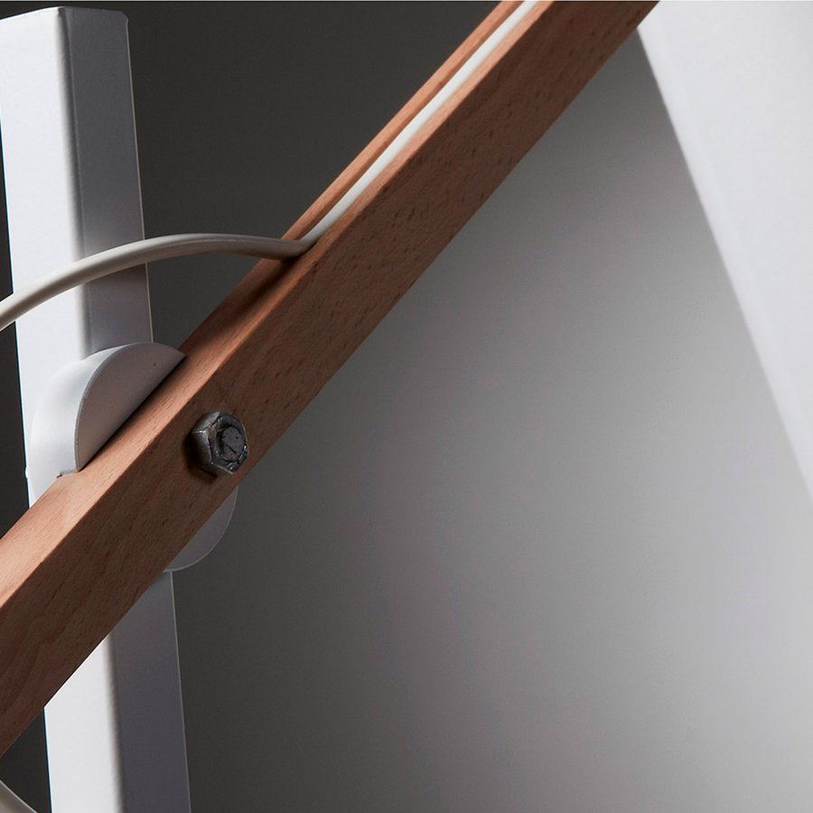 KAVE HOME Jovik bordlampe - hvit metall/bomull og naturlig tre 