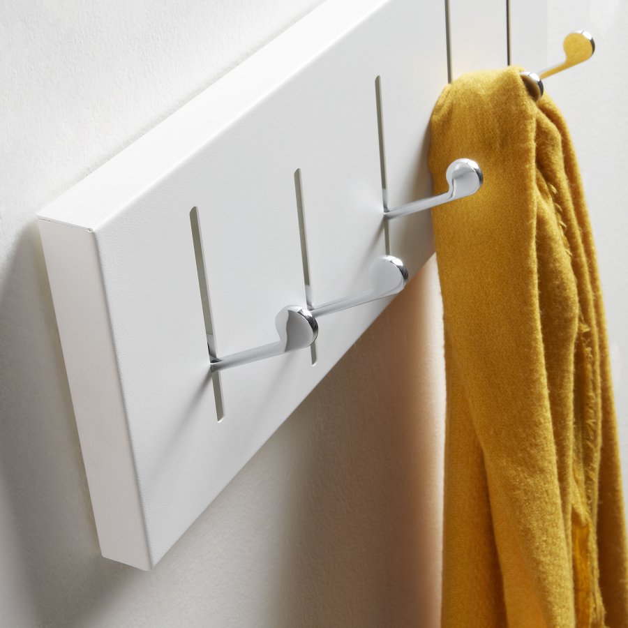 KAVE HOME Anais klesstativ - hvit/slv metall 