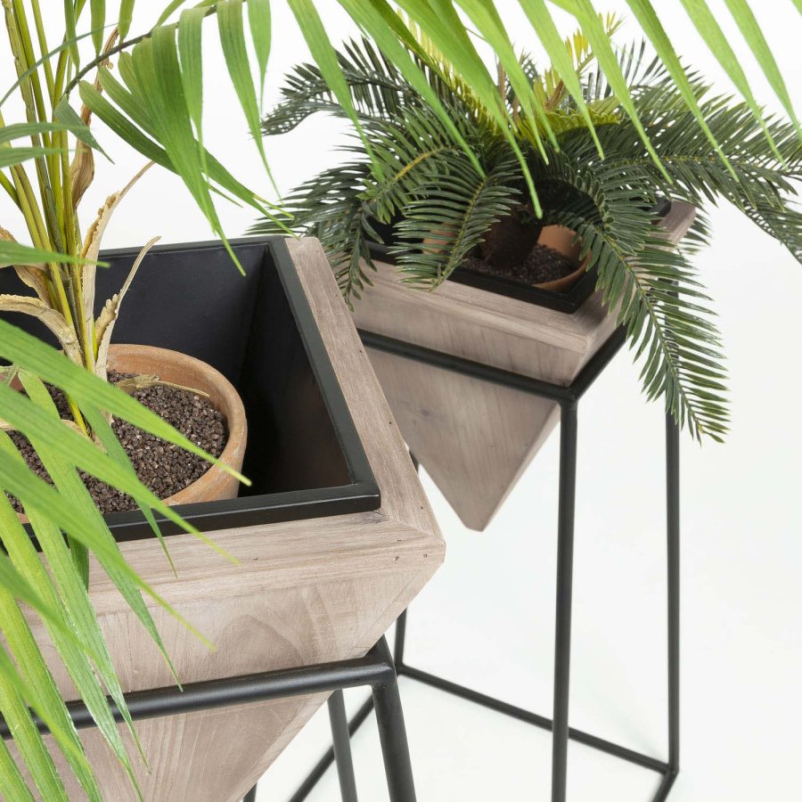 KAVE HOME Star urtepotteskjulere, m. fot, firkantet - svart metall og og furu (sett m. 2)