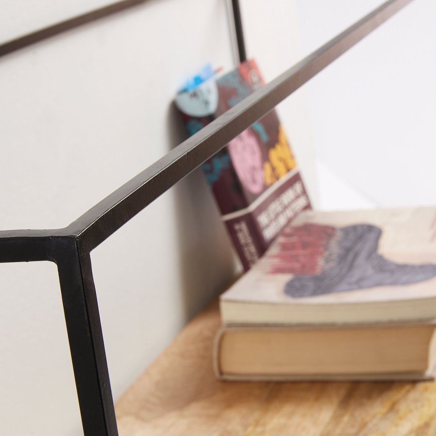 KAVE HOME Edwina vegghylle - natur/svart mangotre/metall 