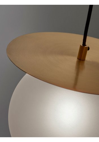 KAVE HOME Manz taklampe - frostet glass og messingmetall 