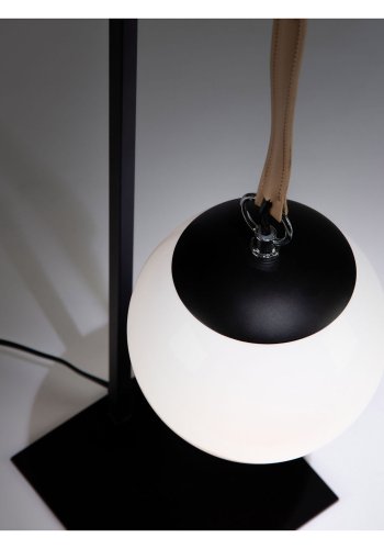 KAVE HOME Monteiro Tischleuchte - Acrylglas und schwarzes Metall