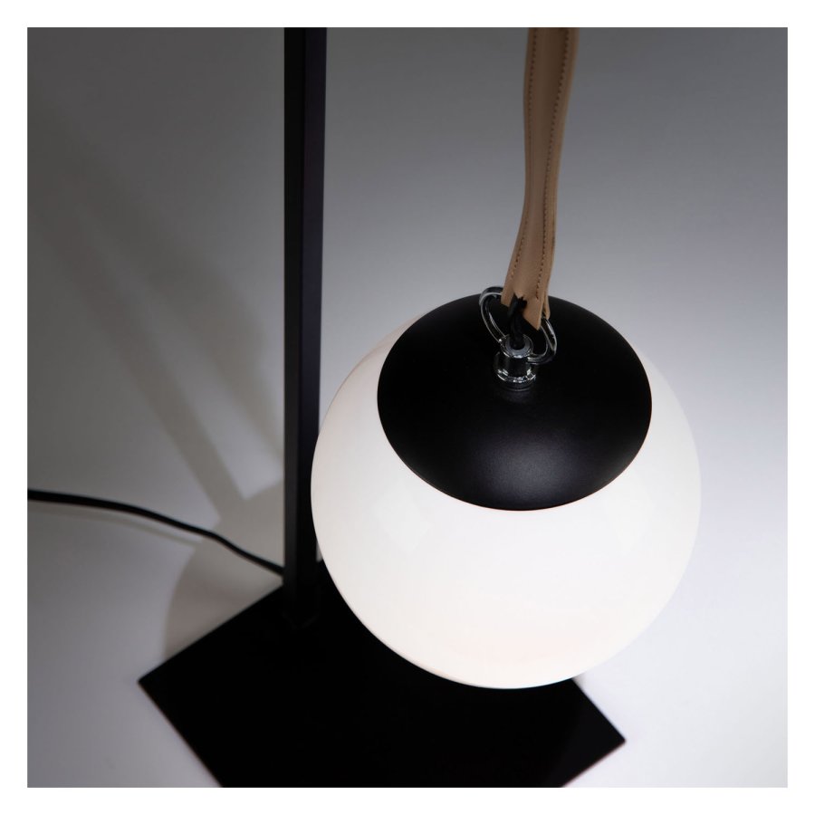 KAVE HOME Monteiro Tischleuchte - Acrylglas und schwarzes Metall