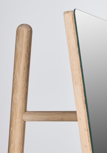 KAVE HOME Keisy gulvspeil, med opphengsstang og hylle - speilglass og naturlig tre (45x160)