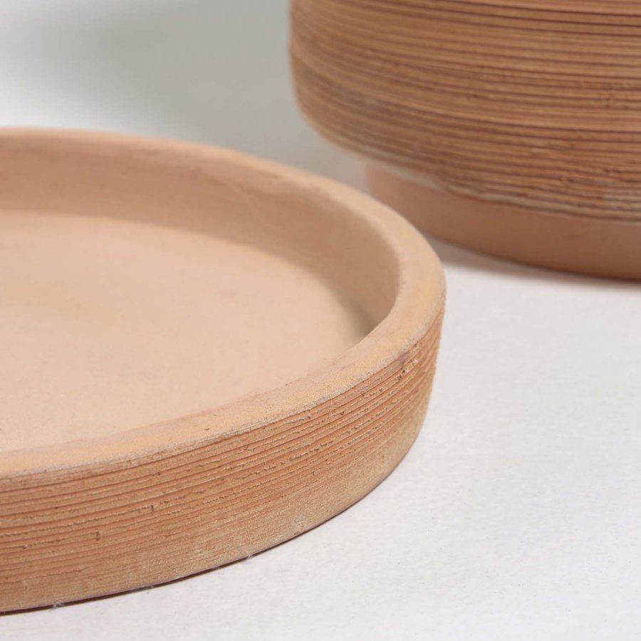 KAVE HOME Karlina blomsterpotte, m. fat, rund - naturlig terrakotta ( 27/33) (sett m. 2)