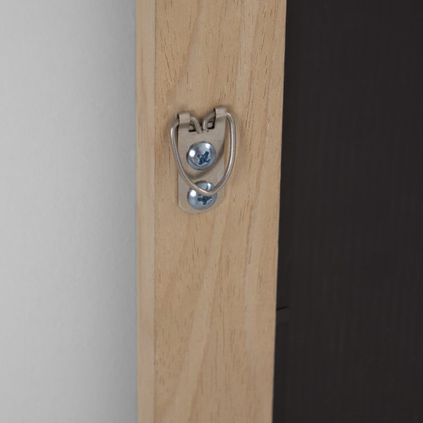 Wilany spejl med naturlig finish. Rektangulrt med en tr