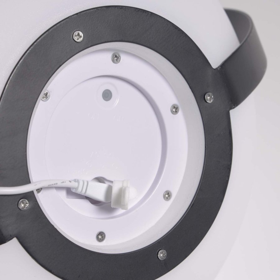 KAVE HOME Dinesh bordlampe, trdls - hvit polyetylen og sort stl (33x34)