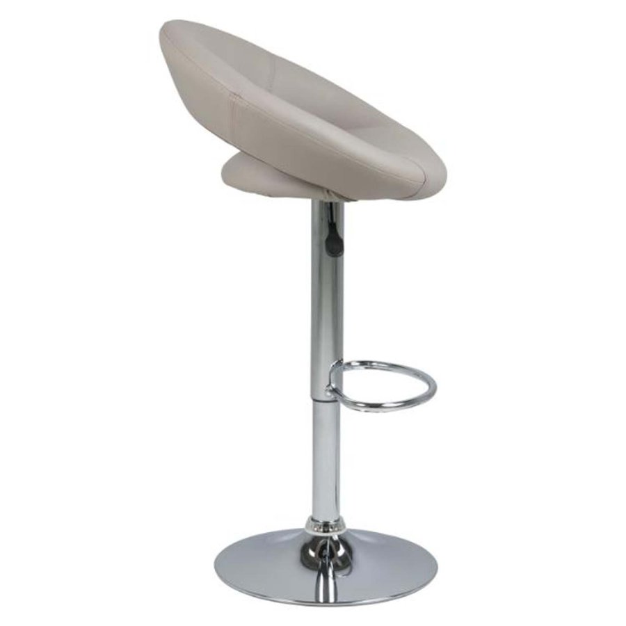ACT NORDIC Plump Barhocker mit Rückenlehne und Fußstütze – taupefarbenes PU und verchromtes Metall