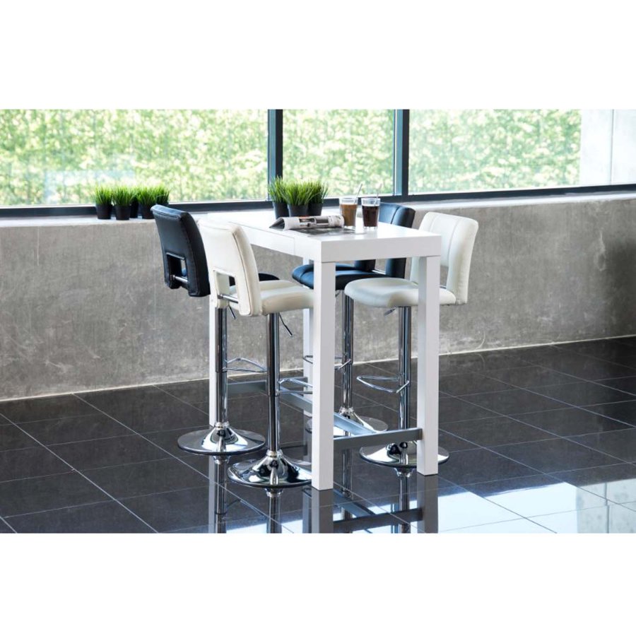 ACT NORDIC Sylvia Barhocker, mit R�ckenlehne und Fu�st�tze � schwarzes PU und verchromtes Metall