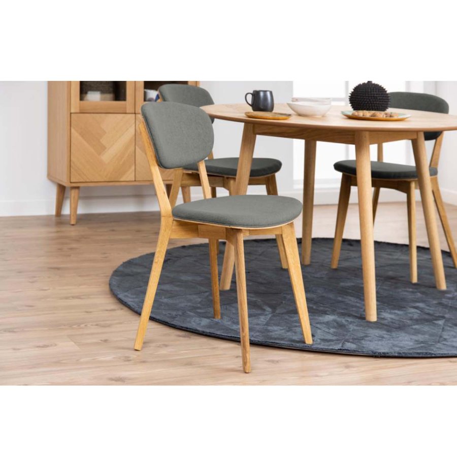 ACT NORDIC Minsk Esszimmerstuhl - hellgraues Polyester und natürliche Eiche