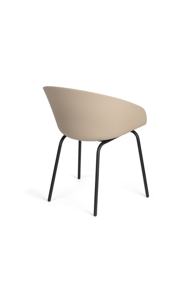 ZUIVER Void spisebordstol, m. armlen - latte brun resirkulert polypropylen og sort stl