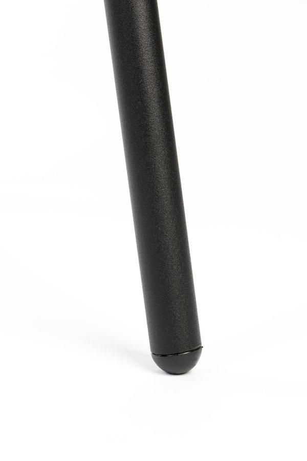 ZUIVER Void spisebordstol, m. armlen - latte brun resirkulert polypropylen og sort stl