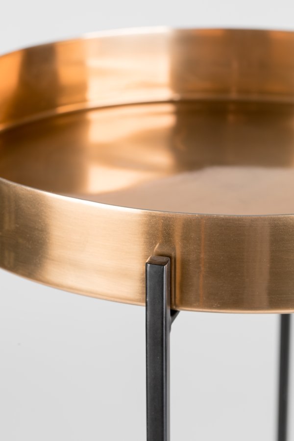 BOLD MONKEY Another Marble Beistelltisch, mit 1 Ablage, rund – Bronze-Aluminium, Marmor und schwarzes Eisen (37)