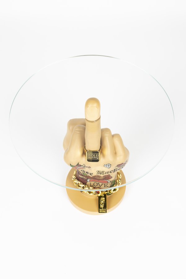 BOLD MONKEY Fother Mucker Beistelltisch, rund – Glas und goldfarbenes/mehrfarbiges Harz (40)