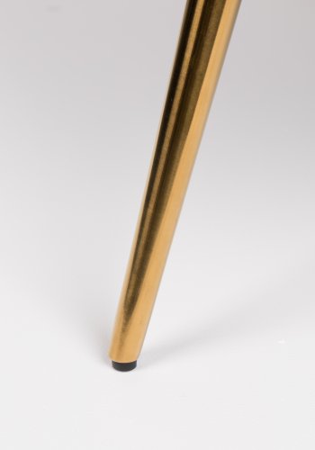 BOLD MONKEY So Curvy Loungesessel, mit Armlehnen – orangefarbener Samtpolyester und goldener Stahl