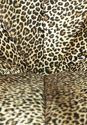 BOLD MONKEY Drehstuhl „Where The Sun Does't Shine“ – braun-mehrfarbiger Polyester mit Panther-Print/goldfarbener Stahl