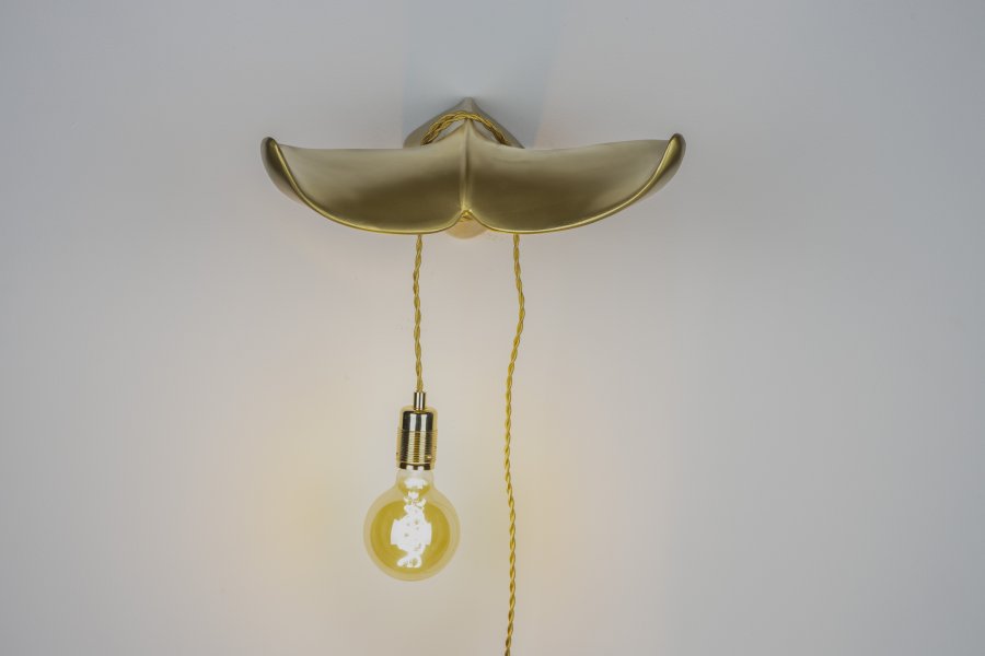 BOLD MONKEY The Tail Will Follow Wandleuchte - schwarzes Harz