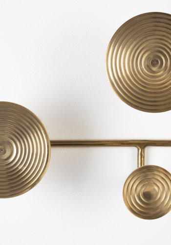 BOLD MONKEY Hypnotisierende Garderobe - Messing Aluminium/Eisen