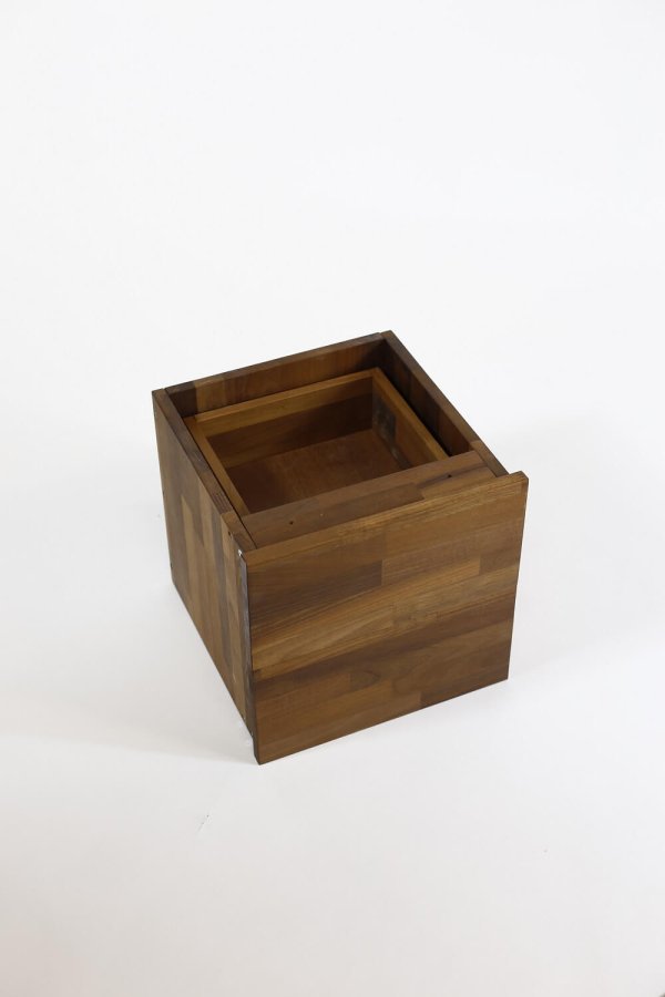 NOCNOI Puzzle Schubladeneinsatz, m. 2 Schubladen, mit Push-Open-Funktion - Nussbaum massiv geölt (H: 33,8cm x33,8cm x 33,8cm)