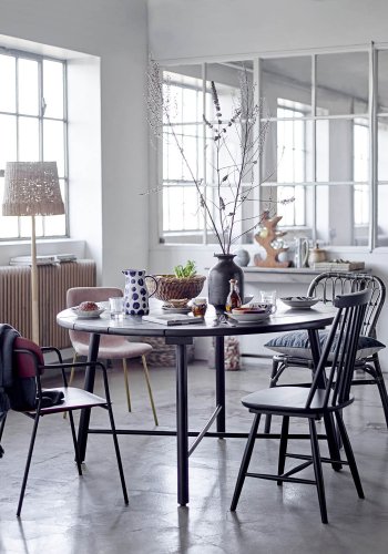 CREATIVE COLLECTION Lope Esstisch, rund – schwarzes Akazienholz (140)