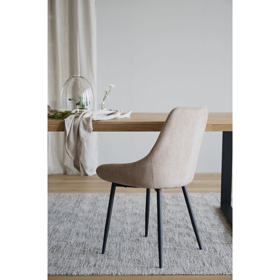 ROWICO Brooklyn rektangulr spisebord, m. udtrk - lakeret egetr m. U-ben i sort metal (220x95)