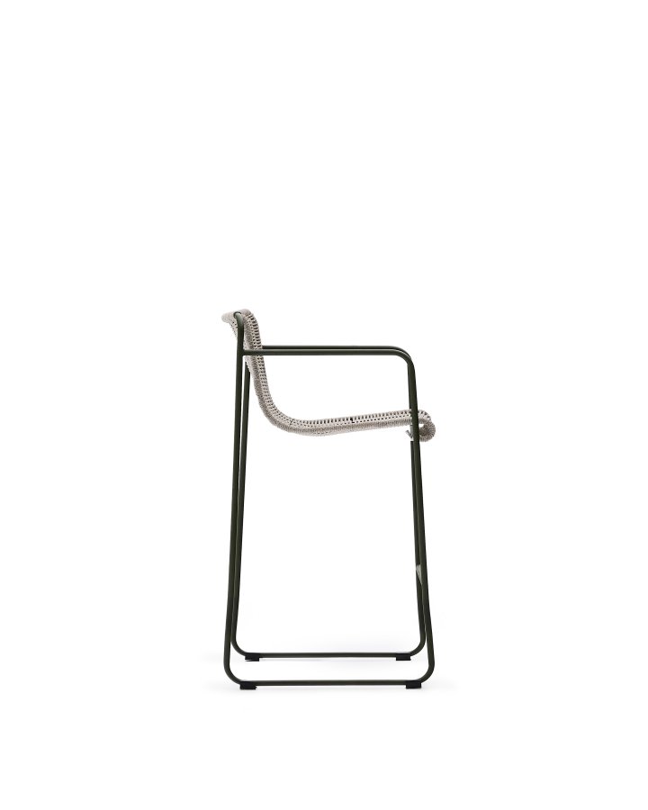 KAVE HOME Maurina krakk i grnt galvanisert stl og ecru og gr tausnor 64,5 cm